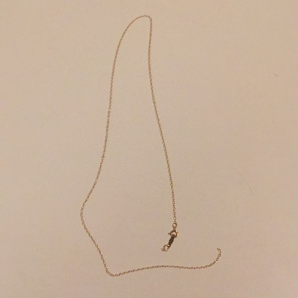 Broken 14k gold necklace.